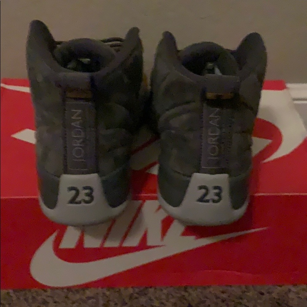 Jordan 12 Gray Size 12 - Picture 4 of 5